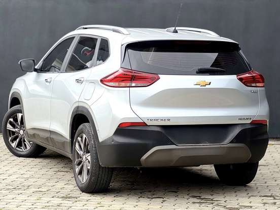 CHEVROLET-TRACKER-2022