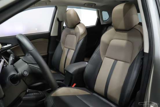 CHEVROLET-TRACKER-2025