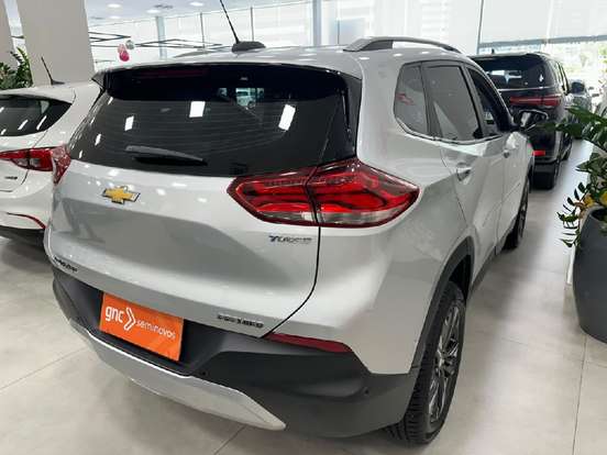 CHEVROLET-TRACKER-2022