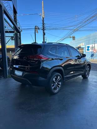 CHEVROLET-TRACKER-2023