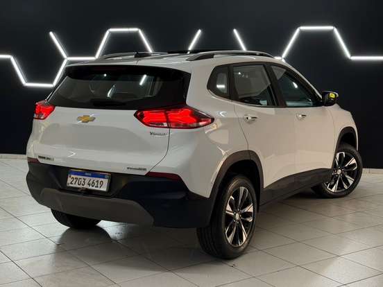 CHEVROLET-TRACKER-2024