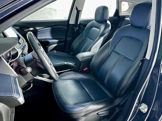 CHEVROLET-TRACKER-2023
