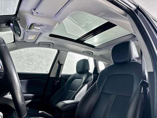 CHEVROLET-TRACKER-2023