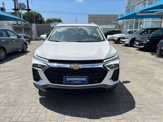 CHEVROLET-TRACKER-2025