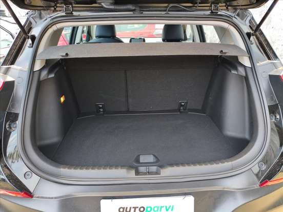 CHEVROLET-TRACKER-2023
