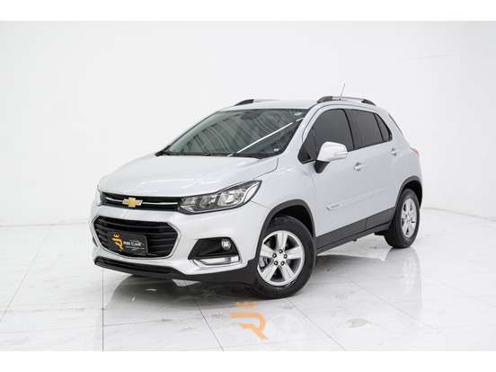 CHEVROLET-TRACKER-2019