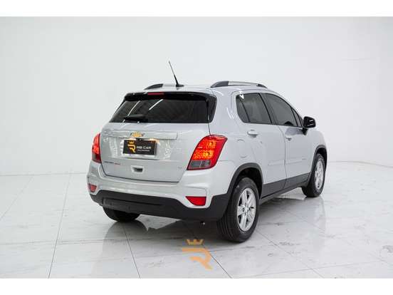 CHEVROLET-TRACKER-2019