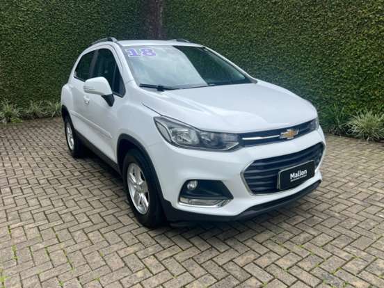 CHEVROLET-TRACKER-2017