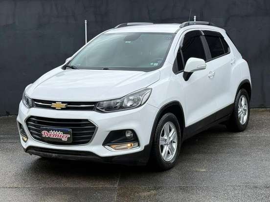 CHEVROLET-TRACKER-2018