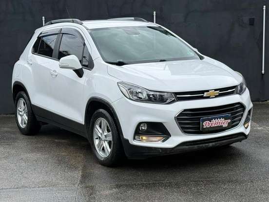 CHEVROLET-TRACKER-2018