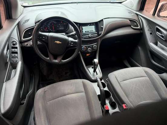 CHEVROLET-TRACKER-2018