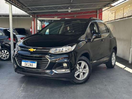 CHEVROLET-TRACKER-2018