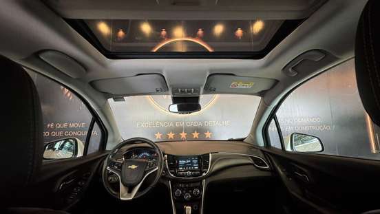 CHEVROLET-TRACKER-2017