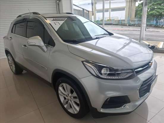 CHEVROLET-TRACKER-2017
