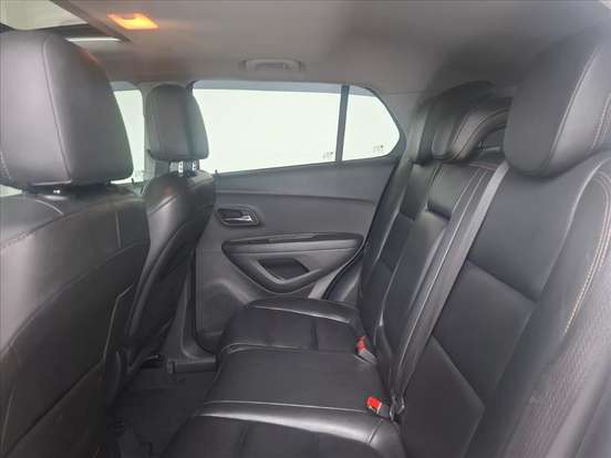 CHEVROLET-TRACKER-2017