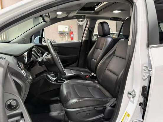 CHEVROLET-TRACKER-2018