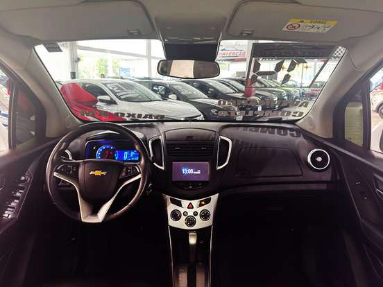 CHEVROLET-TRACKER-2014