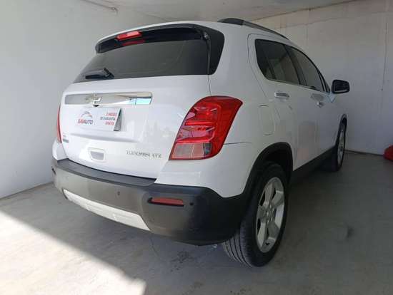 CHEVROLET-TRACKER-2014