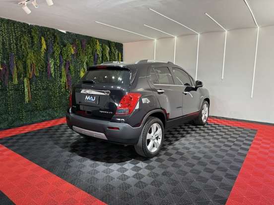 CHEVROLET-TRACKER-2014