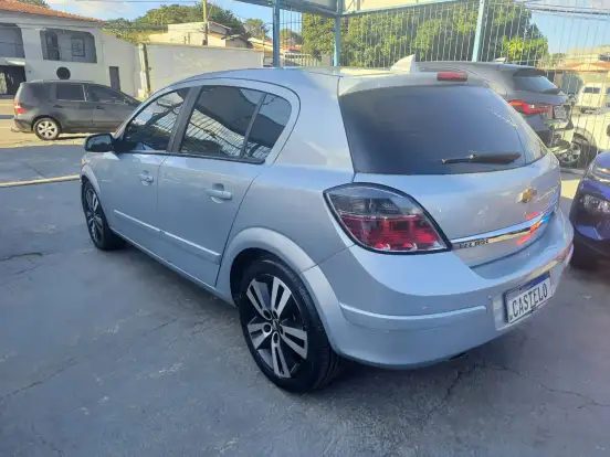 CHEVROLET-VECTRA-2011