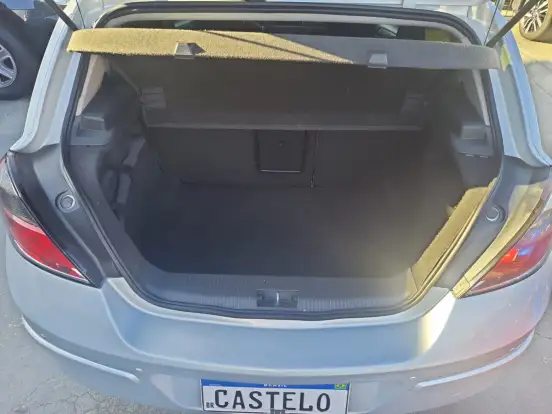 CHEVROLET-VECTRA-2011