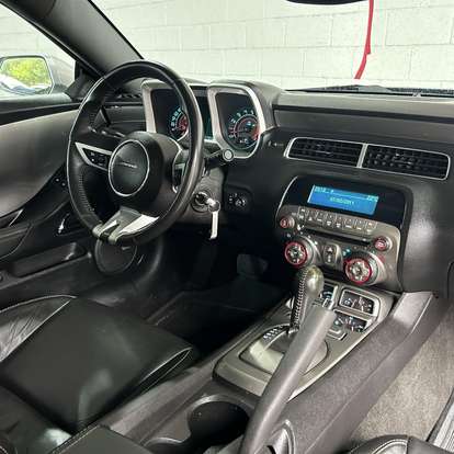 CHEVROLET-CAMARO-2011