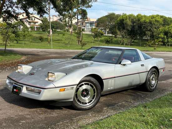 CHEVROLET-CORVETTE-1984
