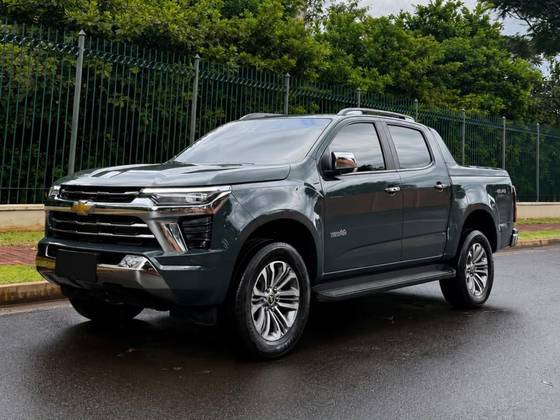 CHEVROLET S10 2.8 16V TURBO DIESEL HIGH COUNTRY CD 4X4 AUTOMÁTICO