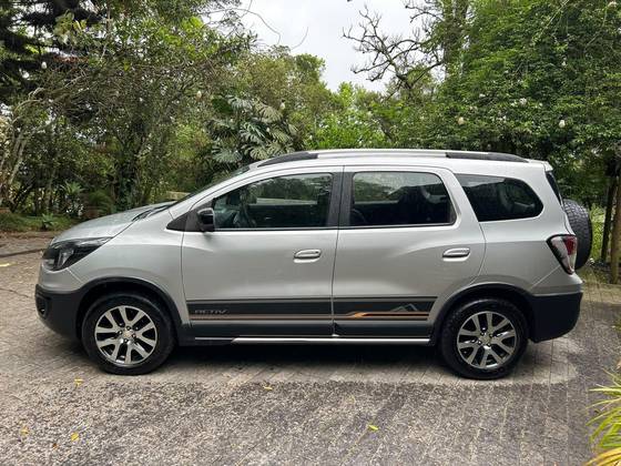 CHEVROLET SPIN 1.8 ACTIV 8V FLEX 4P AUTOMÁTICO