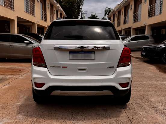 CHEVROLET-TRACKER-2018