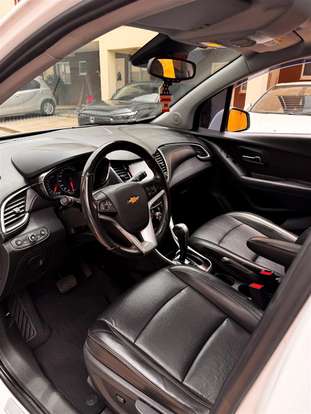 CHEVROLET-TRACKER-2018