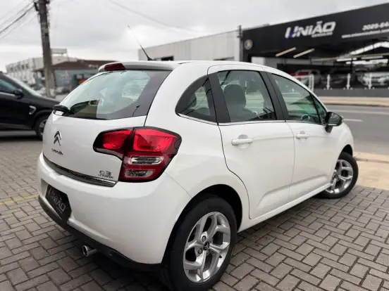 CITROËN-C3-1.6 EXCLUSIVE 16V FLEX 4P AUTOMÁTICO CITROËN-C3-2016