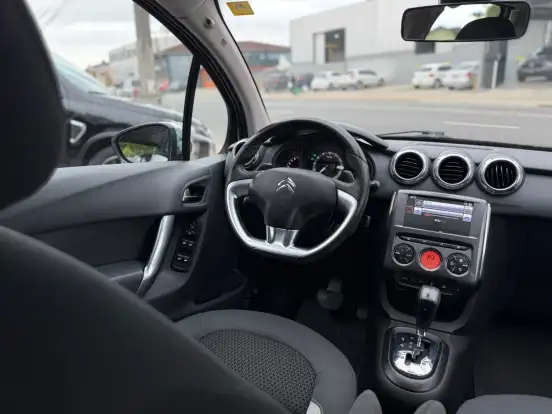 CITROËN-C3-1.6 EXCLUSIVE 16V FLEX 4P AUTOMÁTICO CITROËN-C3-2016