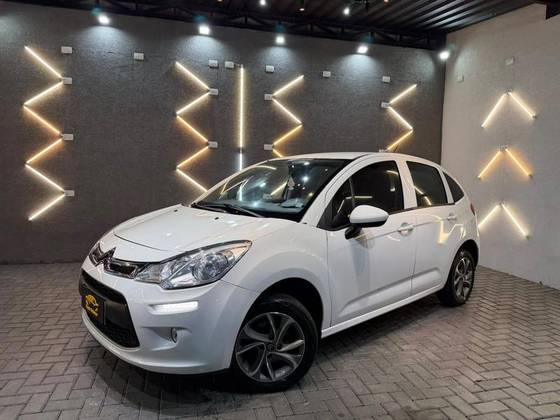 CITROËN C3 1.2 PURE TECH FLEX ATTRACTION MANUAL