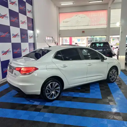 CITROËN-C4 LOUNGE-1.6 EXCLUSIVE 16V TURBO FLEX 4P AUTOMÁTICO CITROËN-C4 LOUNGE-2017