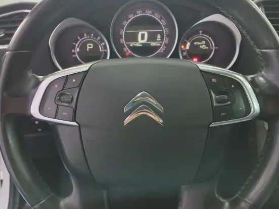CITROËN-C4 LOUNGE-1.6 EXCLUSIVE 16V TURBO FLEX 4P AUTOMÁTICO CITROËN-C4 LOUNGE-2017