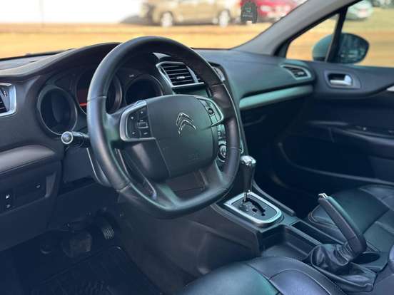 CITROËN-C4 LOUNGE-2.0 MPFI TENDANCE 16V FLEX 4P AUTOMÁTICO CITROËN-C4 LOUNGE-2013