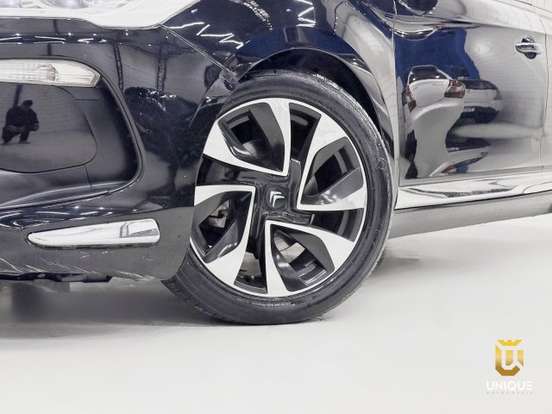 CITROËN-DS5-2012