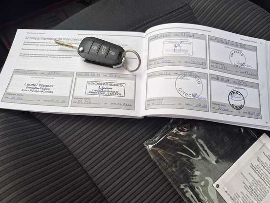 CITROËN-C4 CACTUS-1.6 VTI 120 FLEX FEEL BUSINESS EAT6 CITROËN-C4 CACTUS-2020