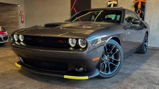 DODGE CHALLENGER 6.4 V8 HEMI GASOLINA R/T SCAT PACK TORQUEFLITE