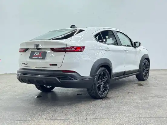 FIAT-FASTBACK-2022