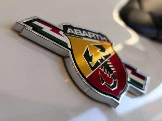 FIAT-FASTBACK-1.3 TURBO 270 FLEX ABARTH AT6 FIAT-FASTBACK-2026