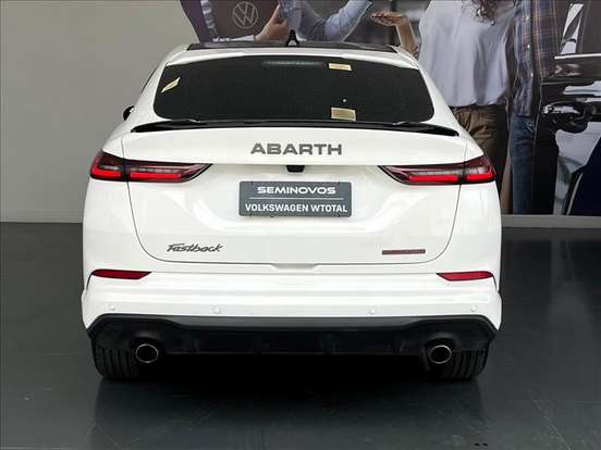 FIAT-FASTBACK-2024