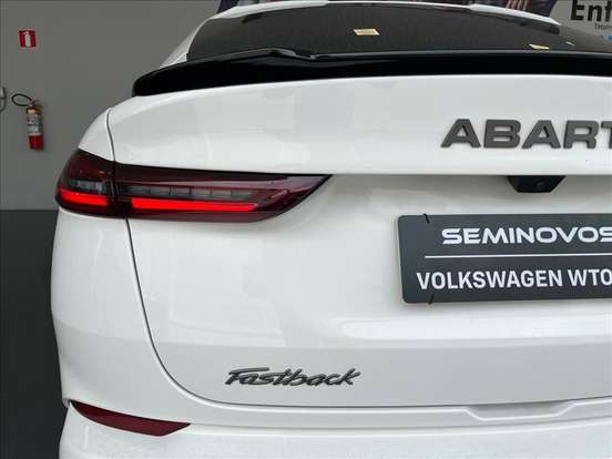 FIAT-FASTBACK-1.3 TURBO 270 FLEX ABARTH AT6 FIAT-FASTBACK-2024