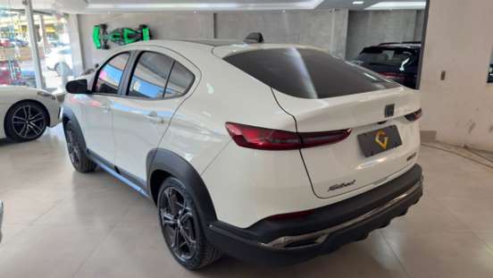 FIAT-FASTBACK-2023