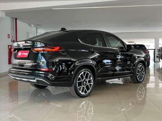 FIAT-FASTBACK-2025