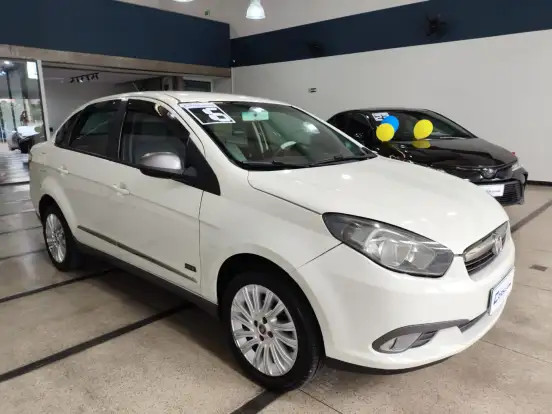 FIAT-GRAND SIENA-1.6 MPI ESSENCE 16V FLEX 4P MANUAL FIAT-GRAND SIENA-2015