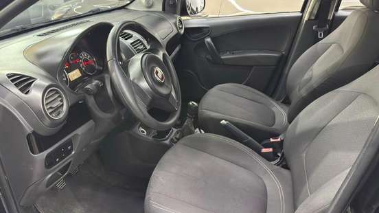 FIAT-GRAND SIENA-1.4 MPI ATTRACTIVE 8V FLEX 4P MANUAL FIAT-GRAND SIENA-2019
