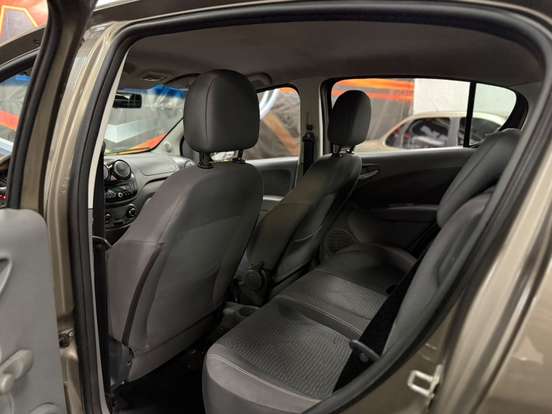 FIAT-PALIO-1.0 MPI ATTRACTIVE 8V FLEX 4P MANUAL FIAT-PALIO-2014