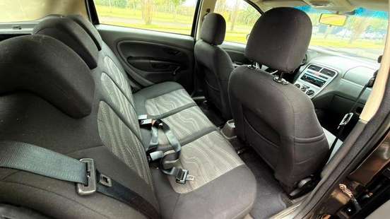 FIAT-PUNTO-2010